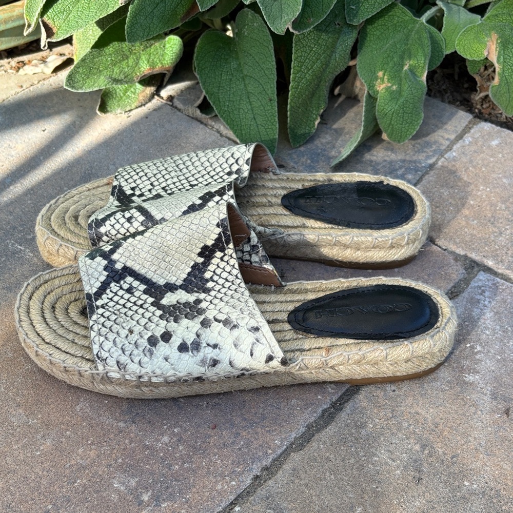 Coach Claudia‎ Snakeskin Espadrille Slides in Black and Cream 6.5